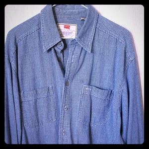 Levi’s soft  textured denim oversized shirt